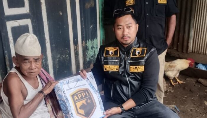 Ormas APPI Serahkan Bantuan Kemanusiaan