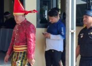 Hari Merdeka Polda Sulsel Berbagi di Pulau Barrang Lompo, Camat Sangkarrang Senang