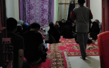 Ketua dan Waka II BAZNAS Makassar Melayat Ibunda dari Prof. Yusriani
