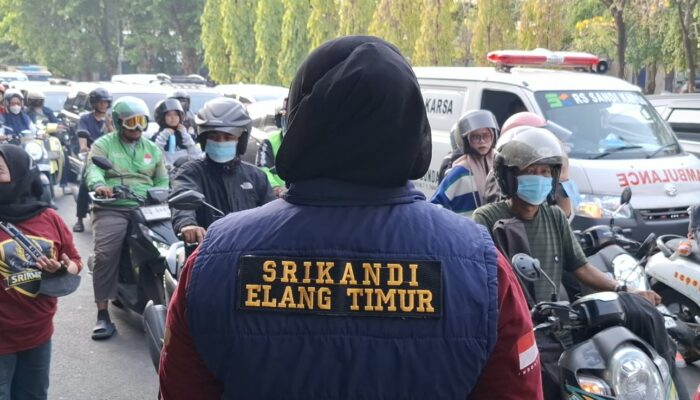 Ribuan Pengendara dapat Masker Gratis dari Ormas Elang Timur Indonesia
